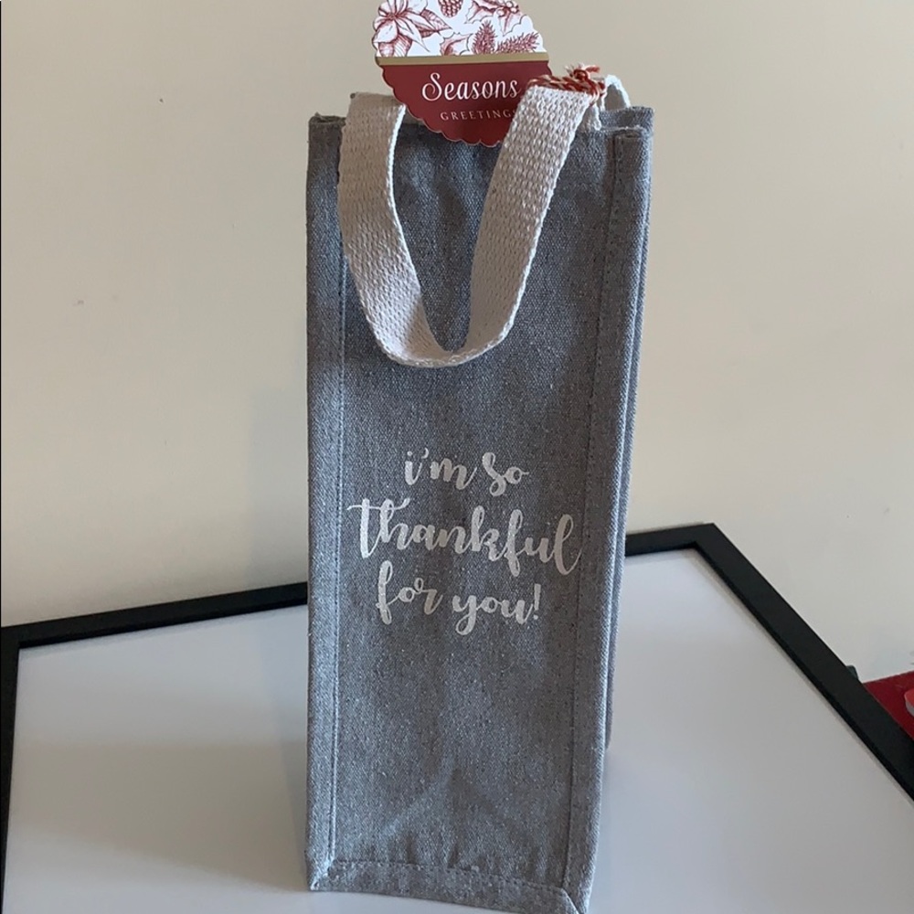 NWT! I’m so thankful gray wine bag